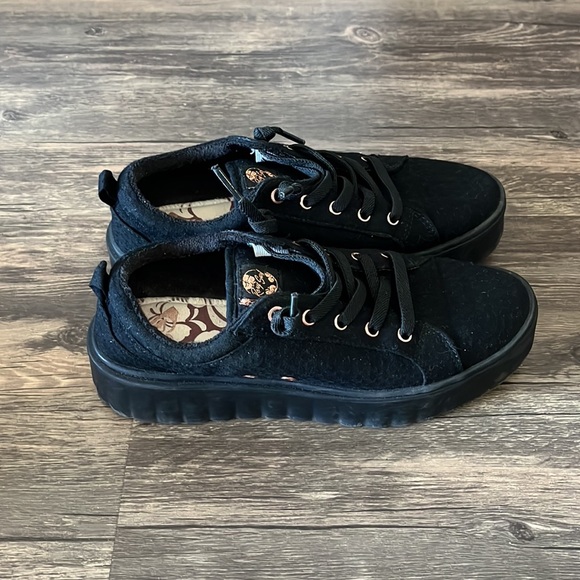 Roxy Black Platform Sneakers Sz 7.5 - Picture 4 of 4